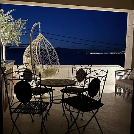 Apartment New Luxury At A'more - By The Sea Stomorska