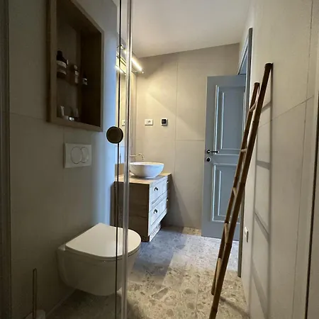 New Luxury At A'more - By The Sea * Stomorska