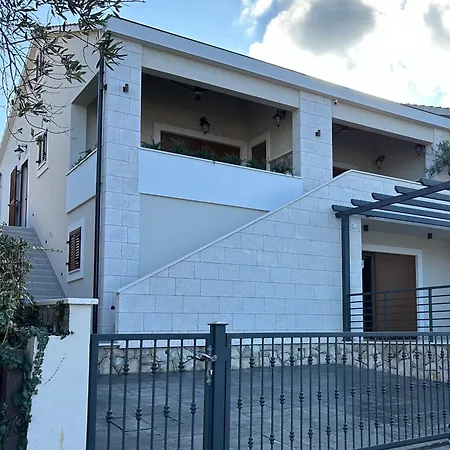 Apartment New Luxury At A'more - By The Sea Stomorska