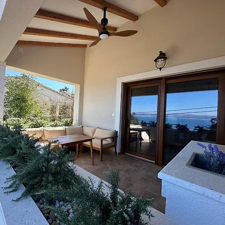 New Luxury At A'more - By The Sea * Stomorska
